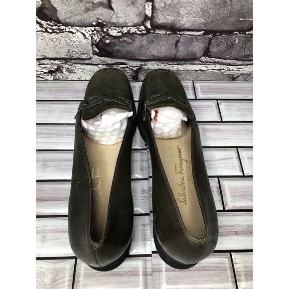 Salvatore Ferragamo Boutique Green Suede Leather Logo Pump Shoes Women Sz 8.5 2A - Picture 9 of 16